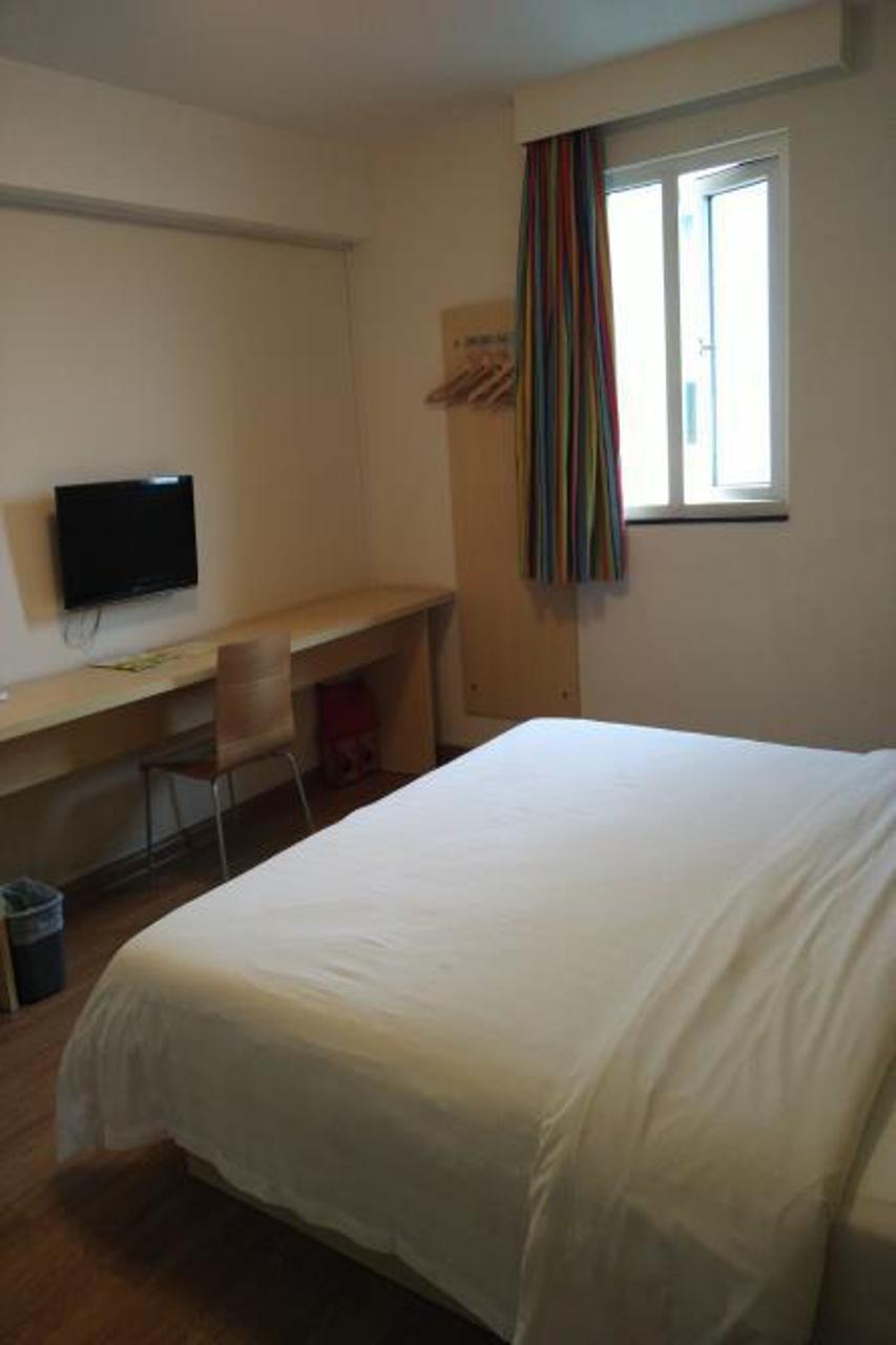Hotel Jin Hui à Canton Extérieur photo